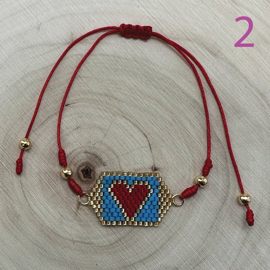 Custom & Personalized Beaded Mama Bracelet Gold Accent Back to School Teacher Gift