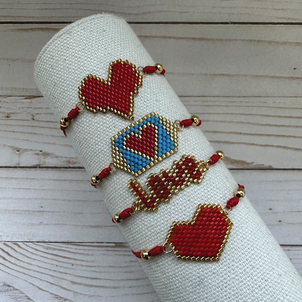 Custom & Personalized Beaded Mama Bracelet Gold Accent Back to School Teacher Gift
